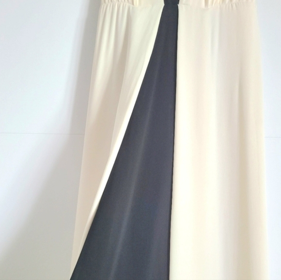 Valentino Two-Tone Ruched Waist Gown, Ivory | Black, Size 6, NWT - Picture 7 of 16